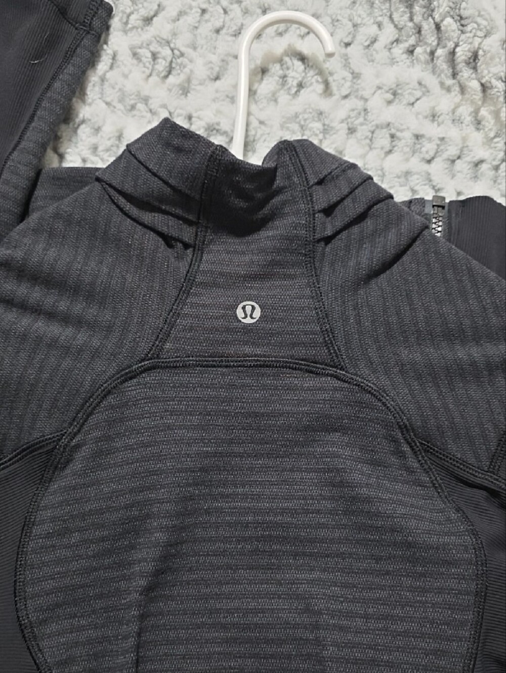 Lululemon Bhakti Yoga Jacket - Picture 2 of 5
